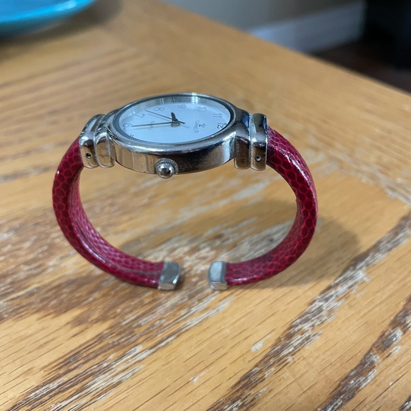 Ladies watch - Picture 3 of 4